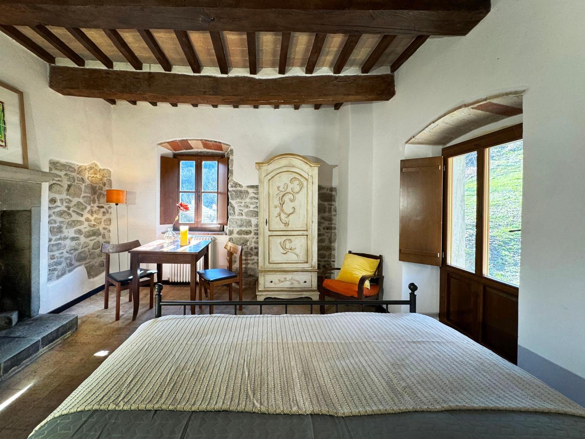 Bio Agriturismo Il Vigno Caprese Michelangelo Bagian luar foto