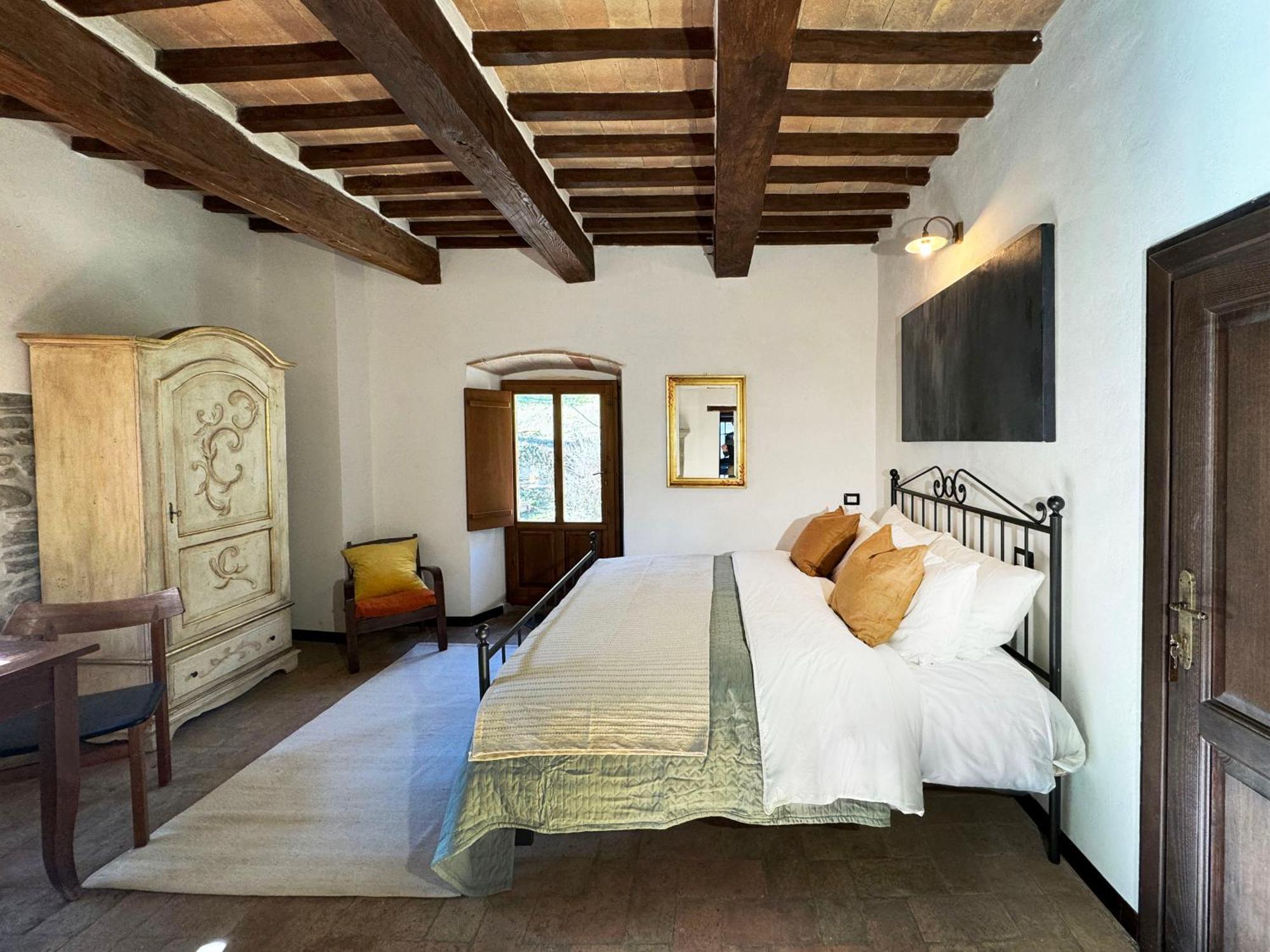 Bio Agriturismo Il Vigno Caprese Michelangelo Bagian luar foto